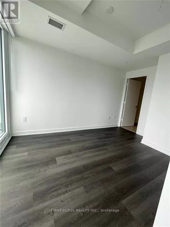 Mississauga (city Centre), ON L5B0M3,3900 Confederation Pkwy #2304