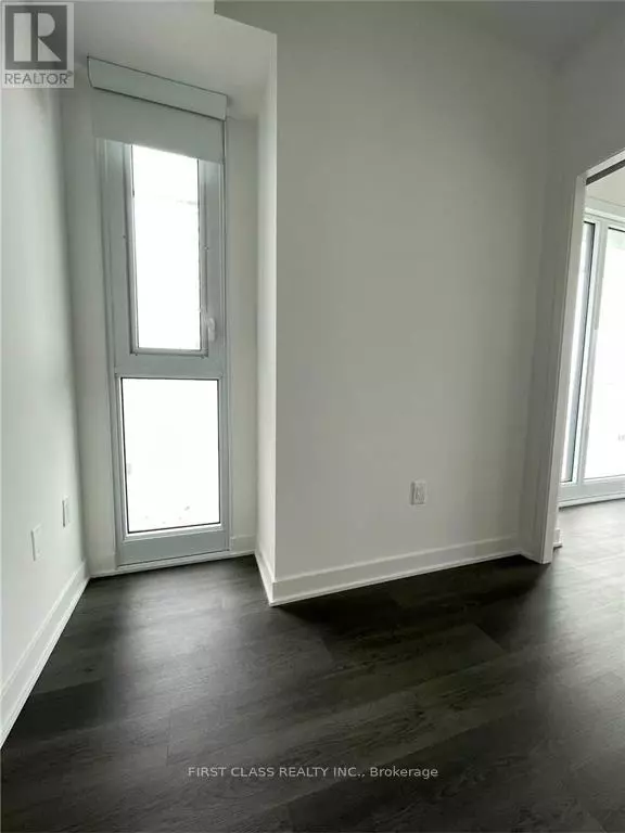 Mississauga (city Centre), ON L5B0M3,3900 Confederation Pkwy #2304