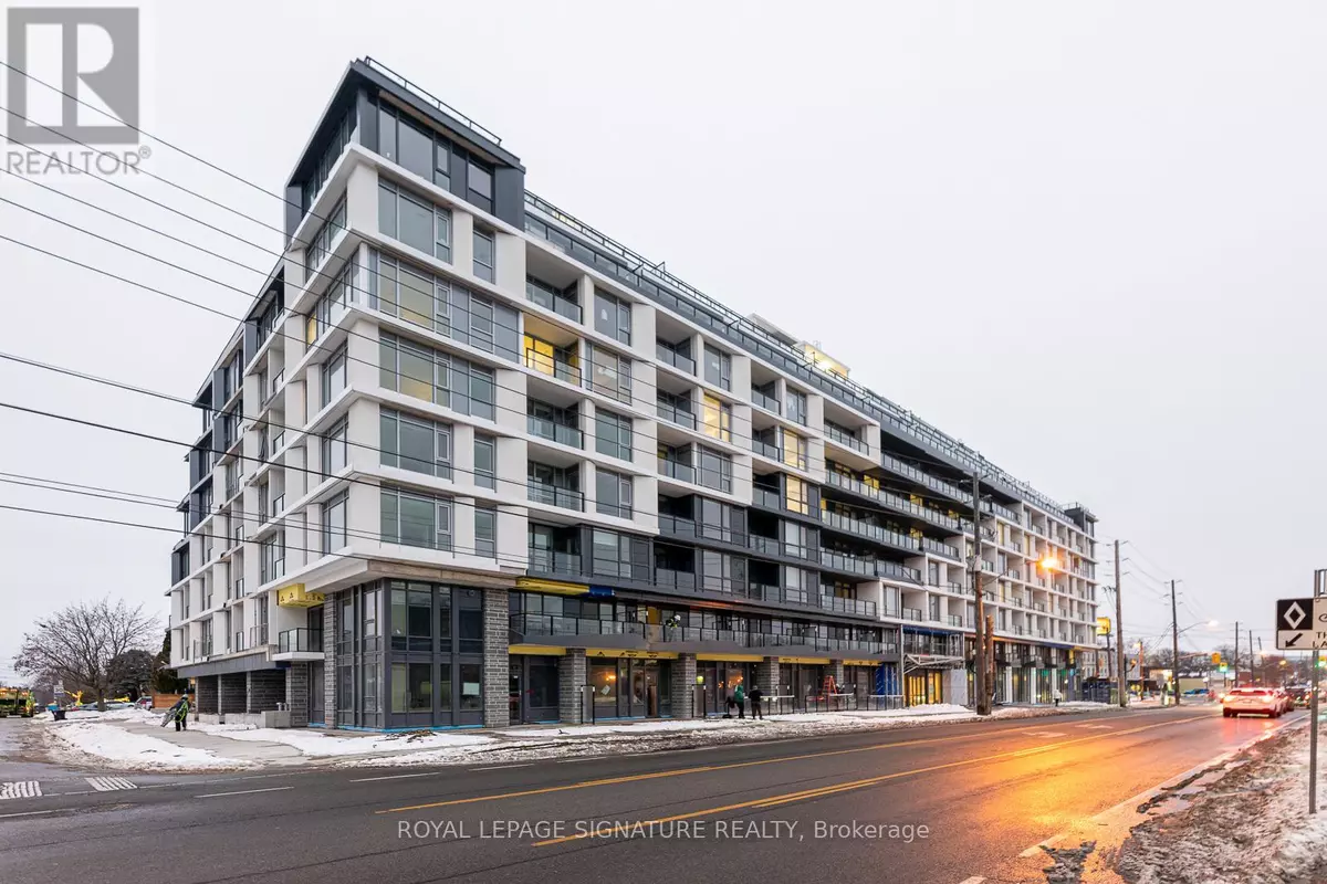 Toronto (yorkdale-glen Park), ON M6B3J3,556 Marlee AVE #331