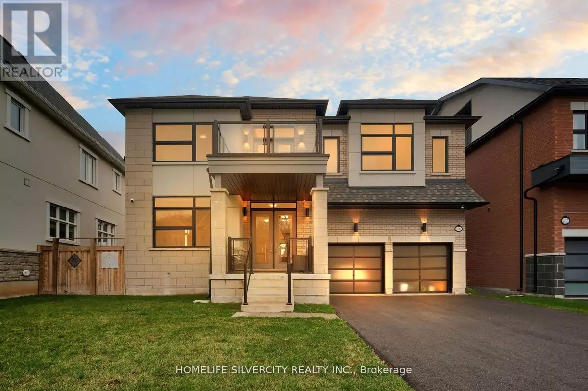 Oakville, ON L6M5K5,398 SPYGLASS GREEN