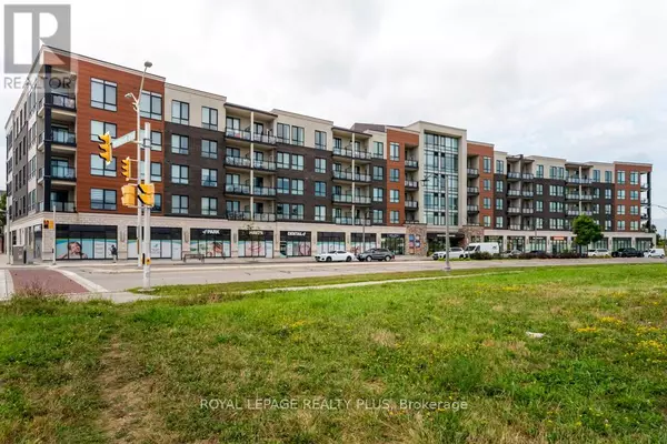 Oakville (uptown Core), ON L6P3P2,150 Oak Park BLVD #514