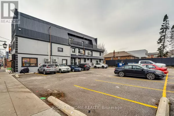 Toronto (new Toronto), ON M8V1H7,2834 Lakeshore BLVD West #3A