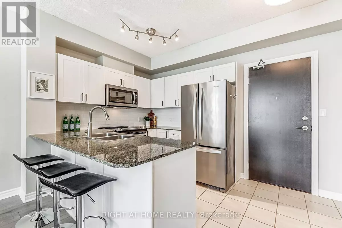 Mississauga (city Centre), ON L5B0B9,3504 Hurontario ST #608