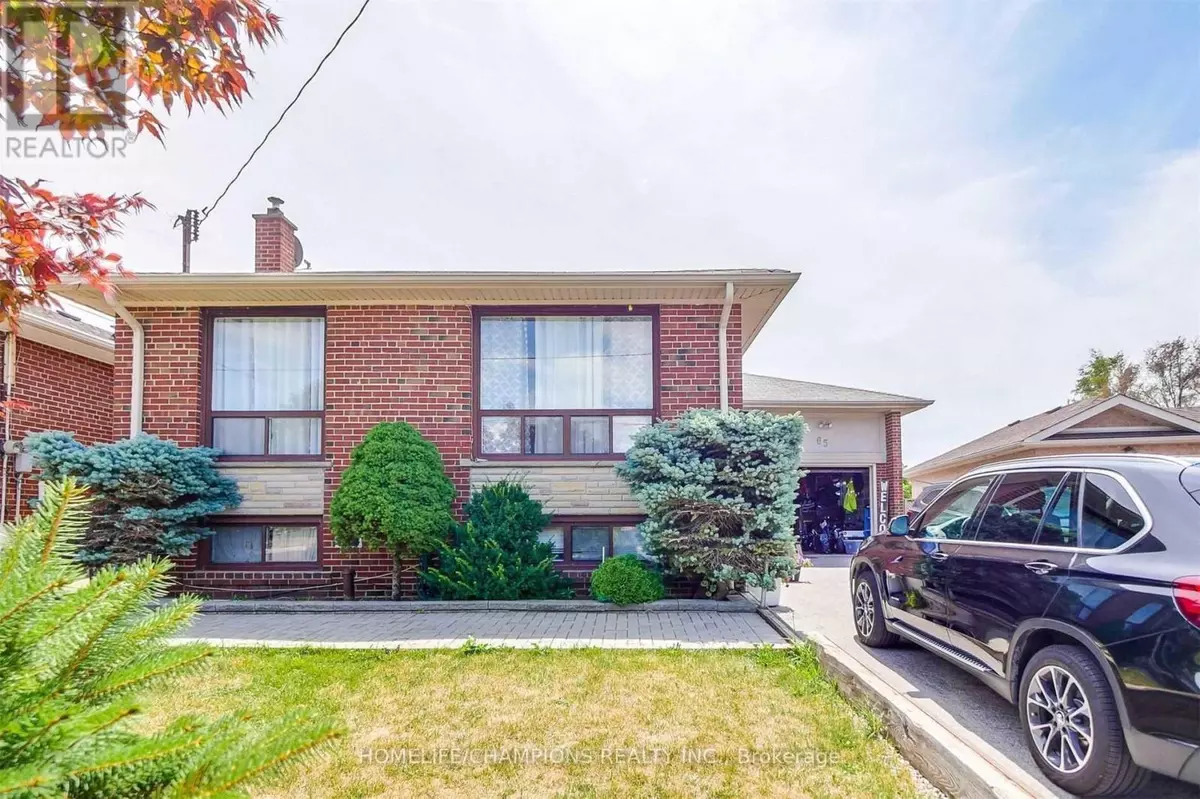 Toronto (downsview-roding-cfb), ON M3M2S5,65 WHITBURN CRESCENT