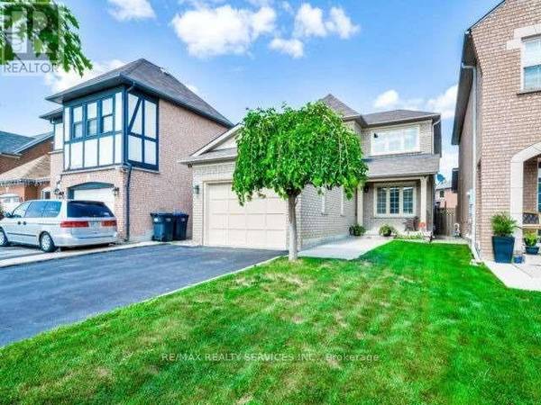 15 CHIPMUNK CRESCENT, Brampton (sandringham-wellington), ON L6R1B8