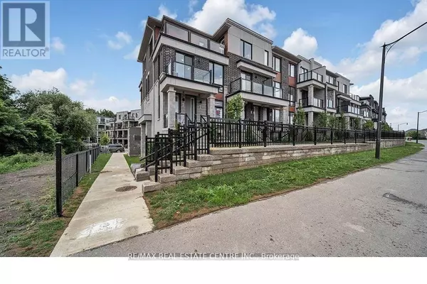 Brampton (bram West), ON L6Y6G1,70 Knotsberry CIR #53