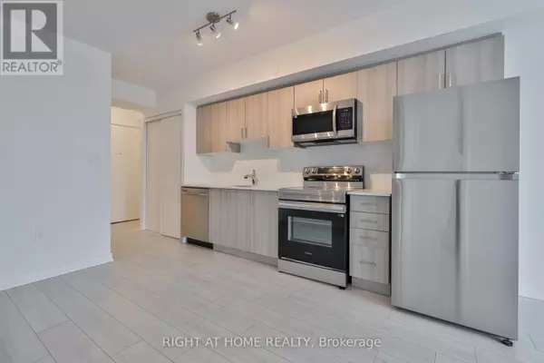 Toronto (yorkdale-glen Park), ON M6B0B1,556 Marlee AVE #510