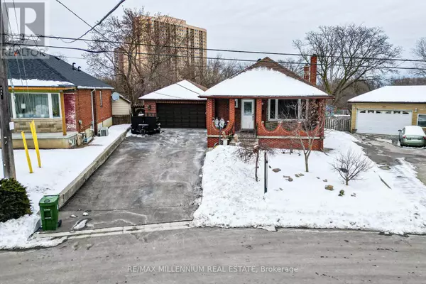 39 MAYALL AVENUE, Toronto (downsview-roding-cfb), ON M3L1E7