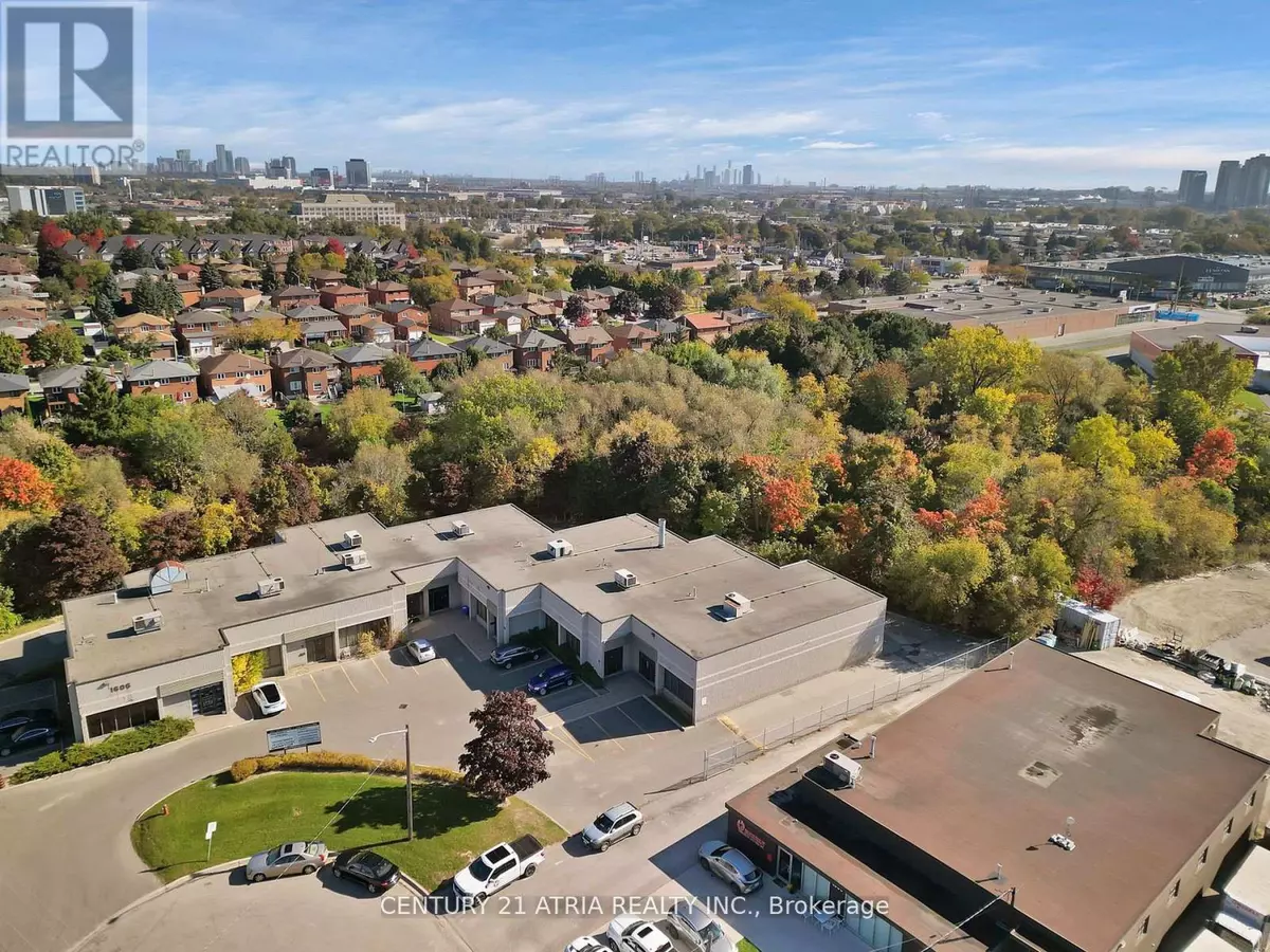 Mississauga (dixie), ON L4X1M6,1606 Sedlescomb DR #12