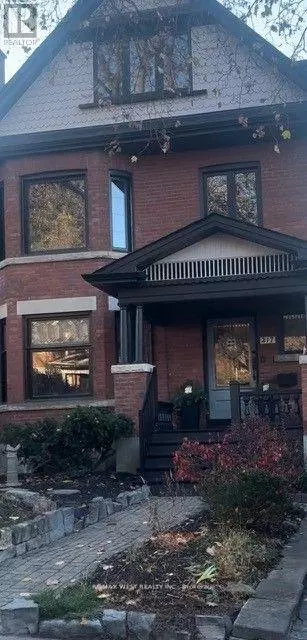 Toronto (high Park-swansea), ON M6R1P9,217 Geoffrey ST #Lower