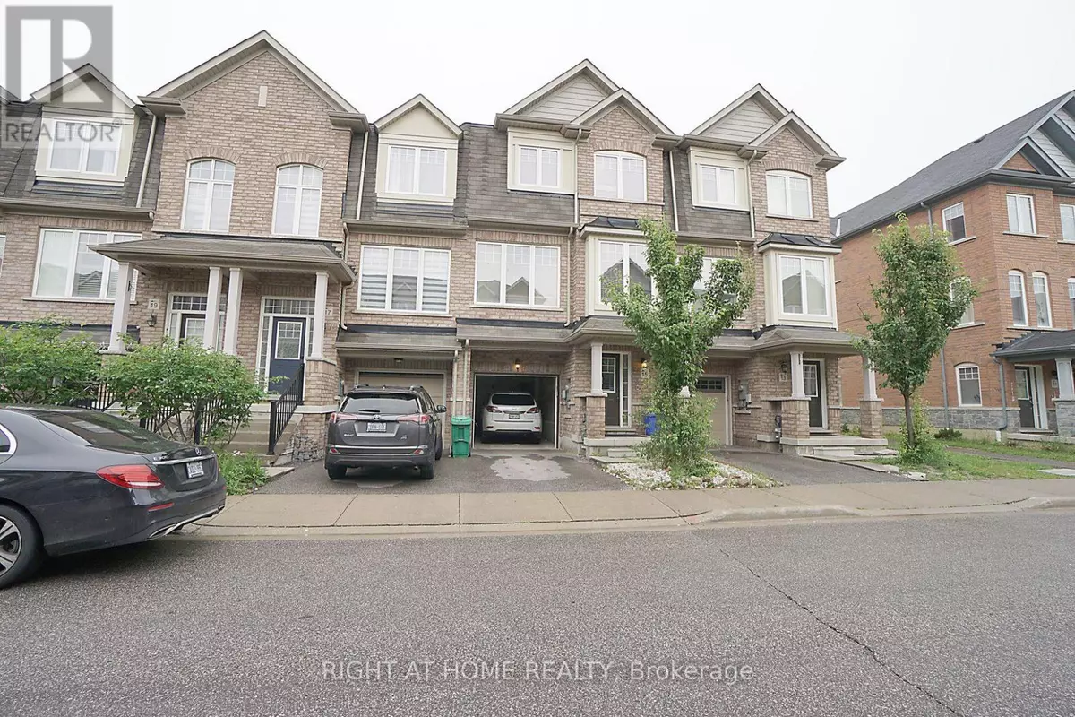 Brampton (heart Lake), ON L6Z0G9,15 MAGDALENE CRESCENT