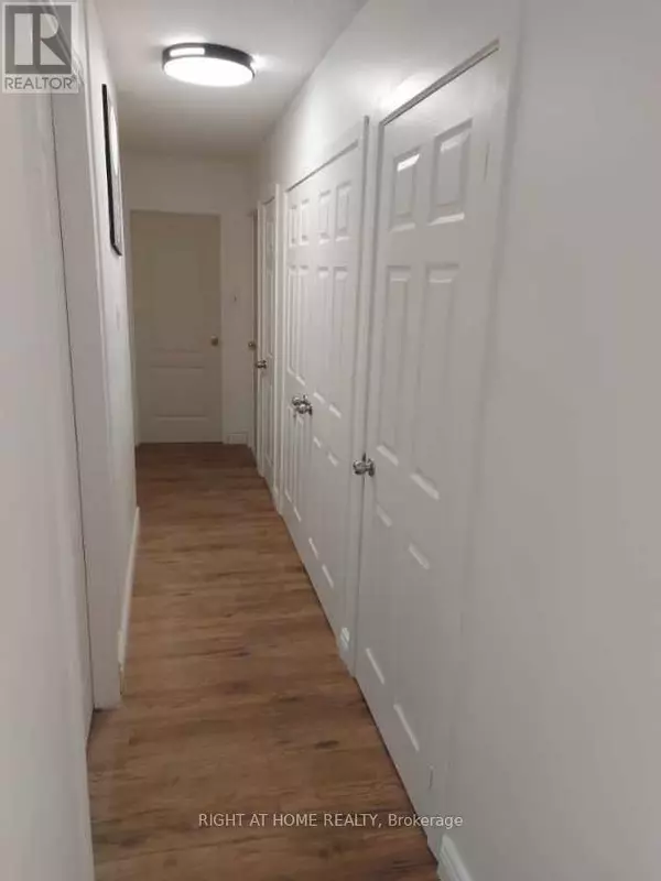 Toronto (yorkdale-glen Park), ON M6B2G8,50 Lotherton Pathway #914