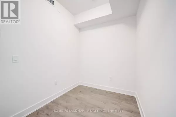 Oakville (wm Westmount), ON L6M5R6,2333 Khalsa Gate #313