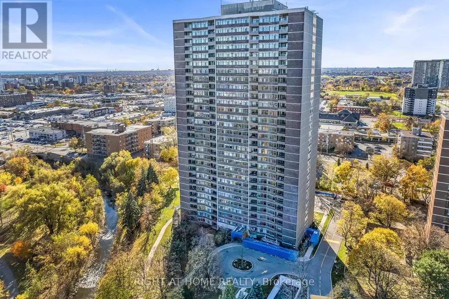 3100 Kirwin AVE South #308, Mississauga (cooksville), ON L5A3S6