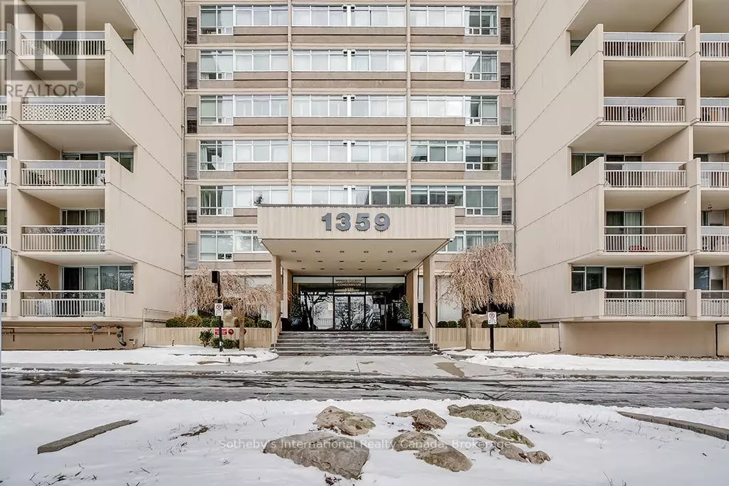 Oakville (1003 - Cp College Park), ON L6H2R8,1359 White Oaks BLVD #103