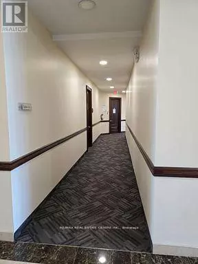 Mississauga (gateway), ON L5S0A8,30 Topflight DR #5A