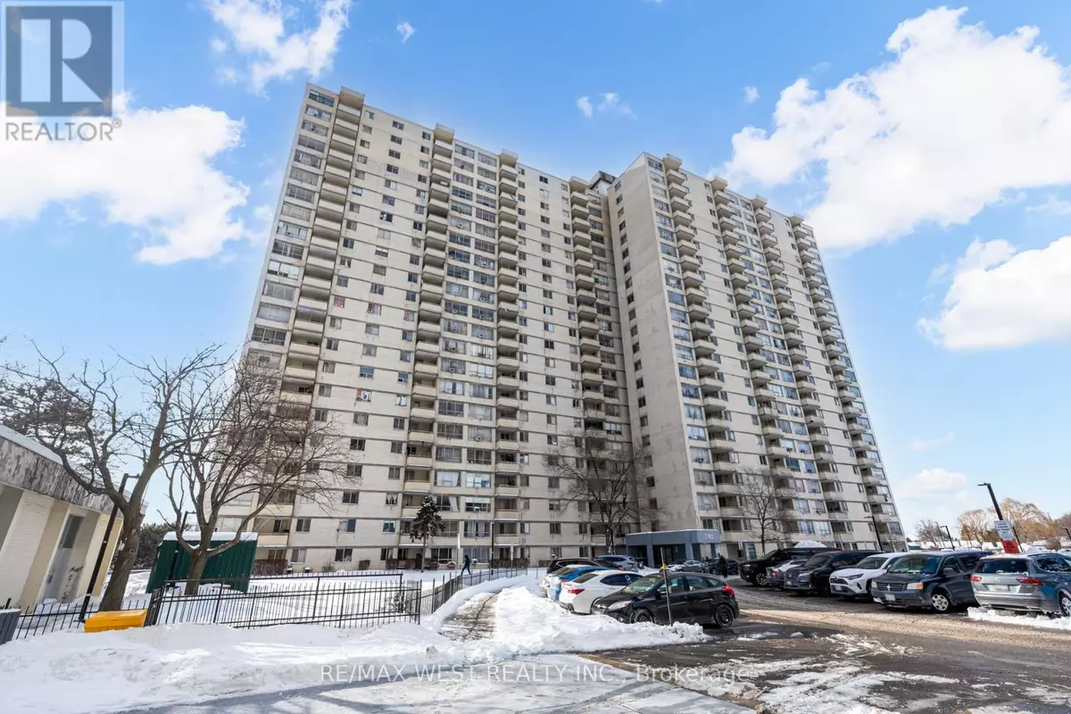 Toronto (kingsview Village-the Westway), ON M9R1T1,340 Dixon RD #209