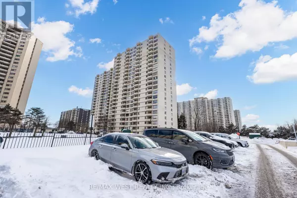 Toronto (kingsview Village-the Westway), ON M9R1T1,340 Dixon RD #209