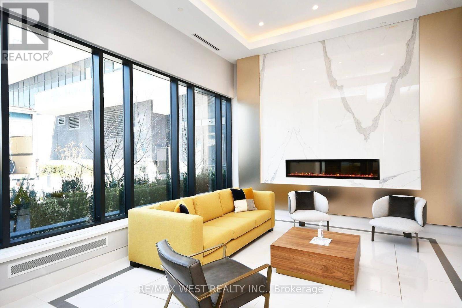 Mississauga (hurontario), ON L5R0G8,35 Watergarden DR #2915