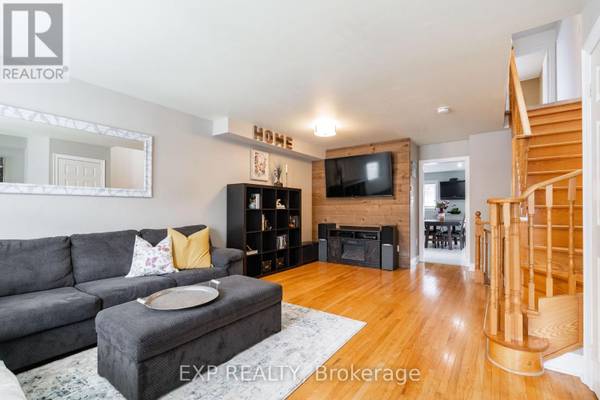 18 ESTORIL TERRACE, Toronto (weston-pellam Park), ON M6N5E2