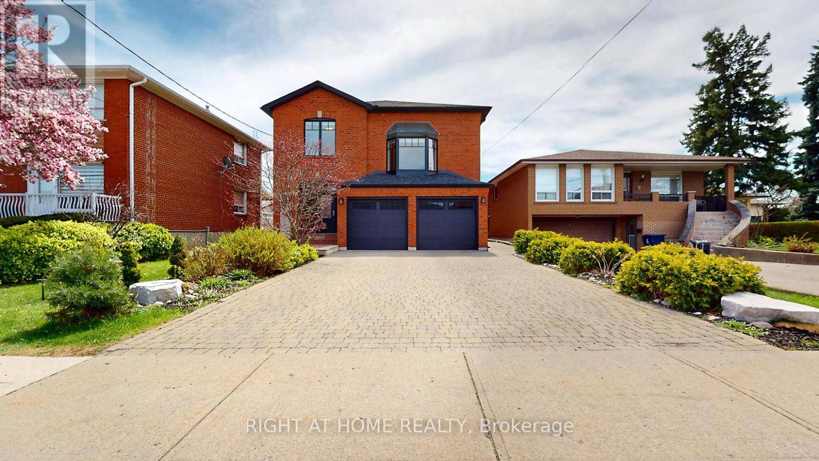 129 MAPLE LEAF DRIVE, Toronto (rustic), ON M6L1N7