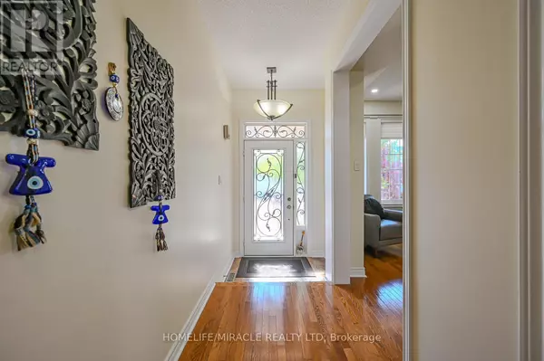 Brampton (sandringham-wellington), ON L6R0E4,57 MOLDOVAN DRIVE