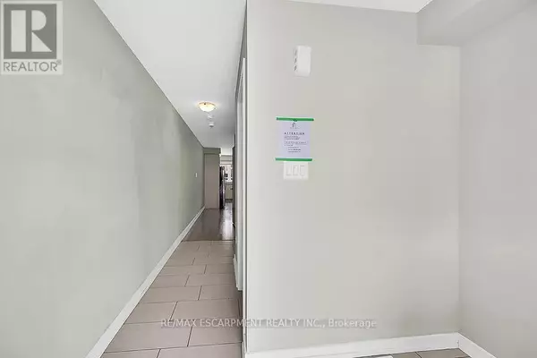 Brampton (northwest Brampton), ON L7A4L2,457 QUEEN MARY DRIVE