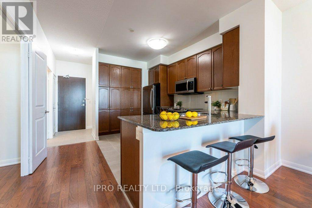 Toronto (islington-city Centre West), ON M9C0A5,205 Sherway Gardens RD East #308