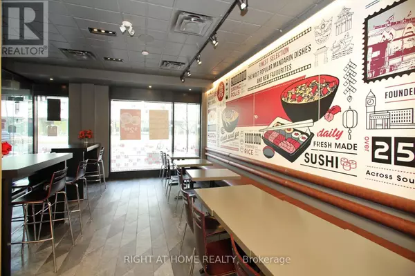 Toronto (york University Heights), ON M3J0K9,105 The Pond RD #10