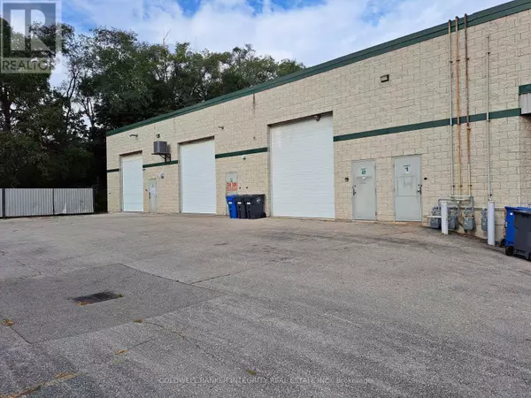 Burlington (lasalle), ON L7T4A8,1038 Cooke BLVD #4