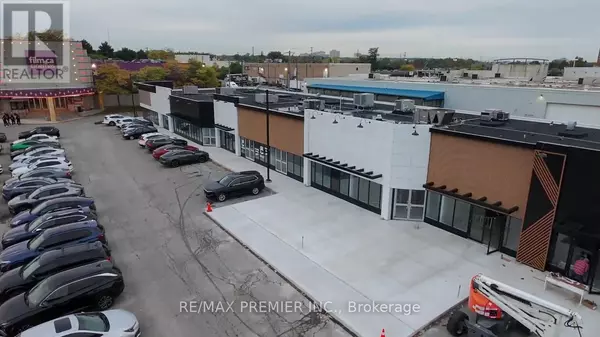 Oakville (qe Queen Elizabeth), ON L6K3W8,171 Speers RD #15