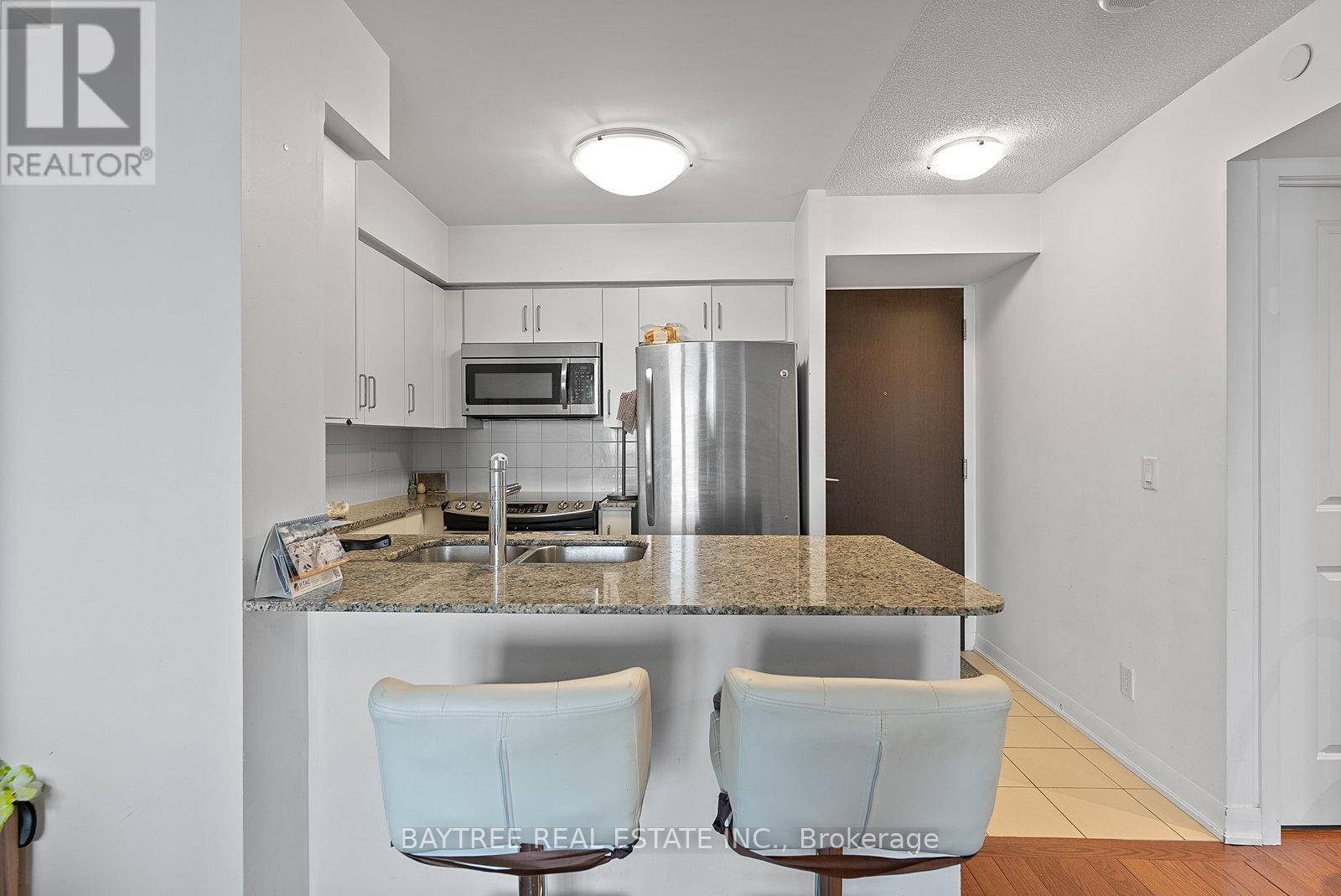 Toronto (islington-city Centre West), ON M9C0A4,215 Sherway Gardens RD #1008