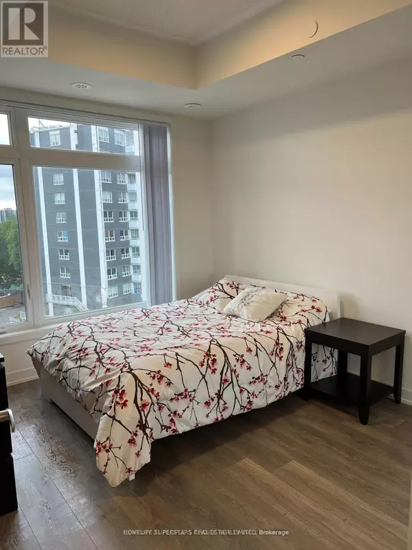 Toronto (beechborough-greenbrook), ON M6M0B6,160 Canon Jackson DR West #607