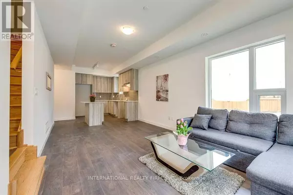 Brampton (fletcher's Creek South), ON L6Y6H8,200 Malta AVE #19