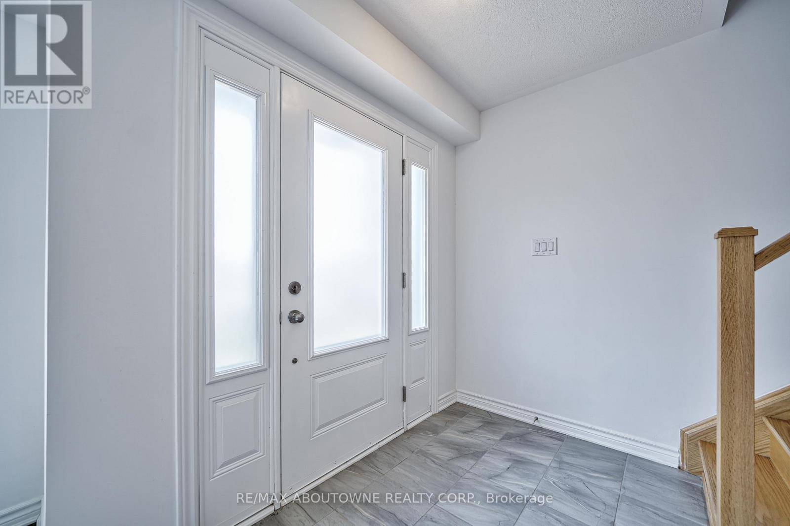 Oakville (1007 - Ga Glen Abbey), ON L6M5L9,2501 LITTLEFIELD CRESCENT