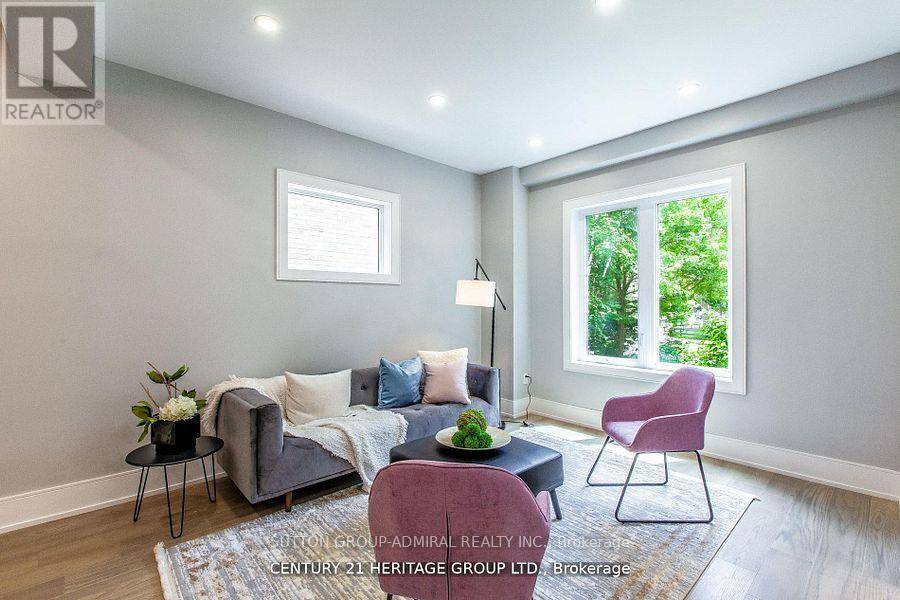 Toronto (junction Area), ON M6P1T9,150 ST JOHNS ROAD