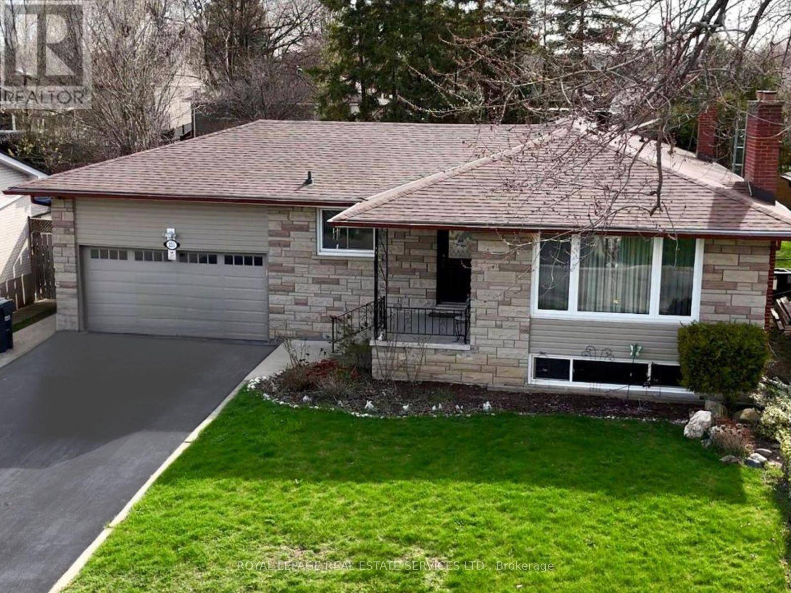 Brampton (brampton South), ON L6Y1S2,231 ELIZABETH STREET S