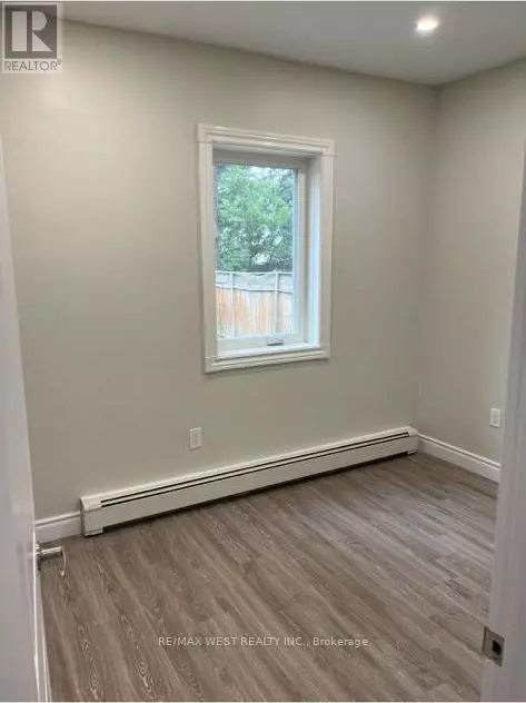Brampton (downtown Brampton), ON L6X1N5,293 Main ST North #Main