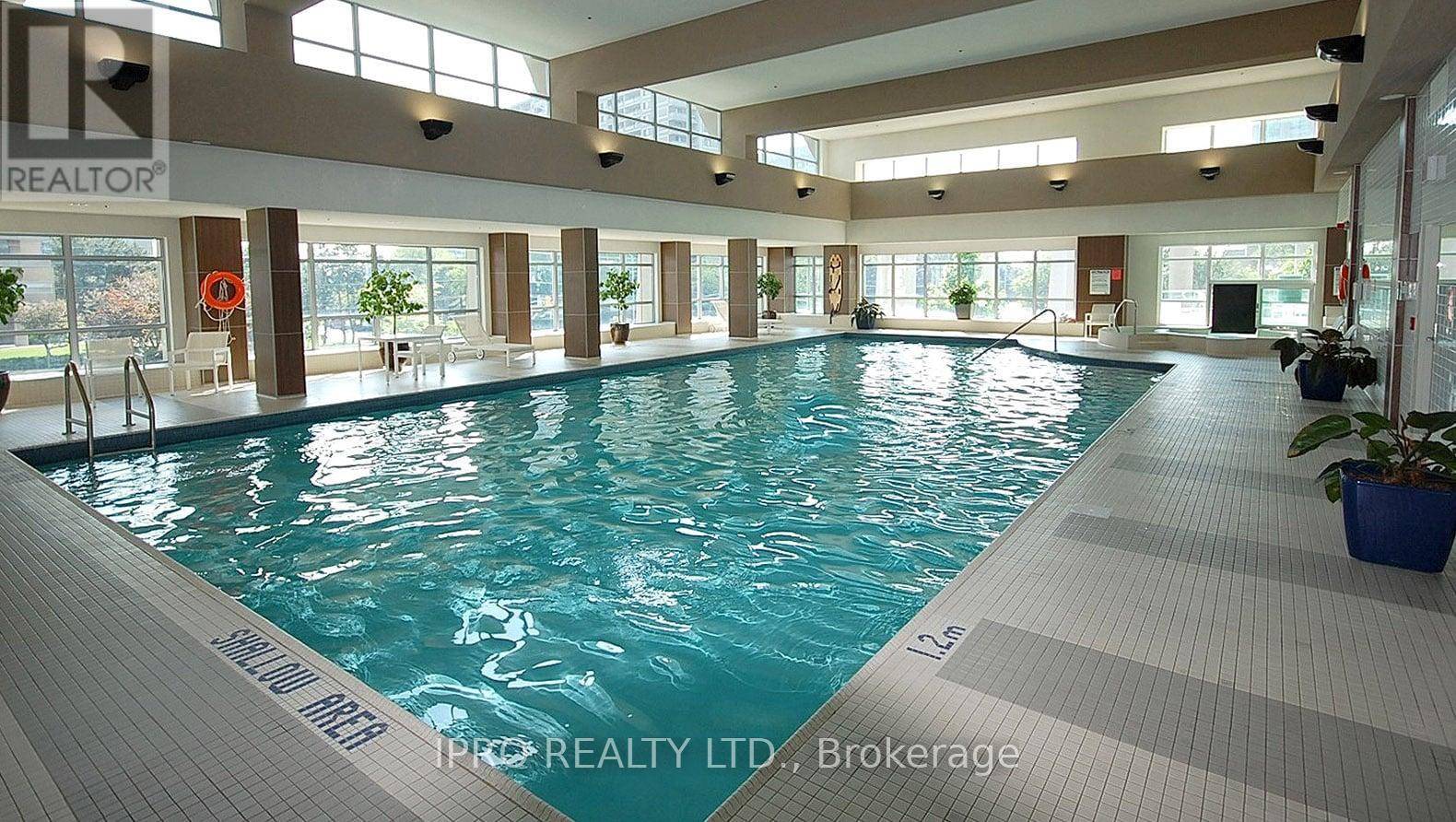 Mississauga (city Centre), ON L5B4M2,33 Elm DR #406