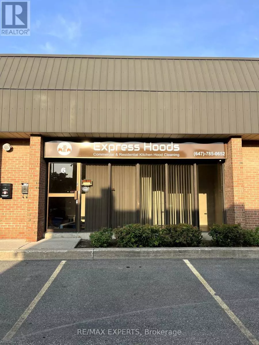 Toronto (west Humber-clairville), ON M9W6M6,14 Steinway BLVD #6