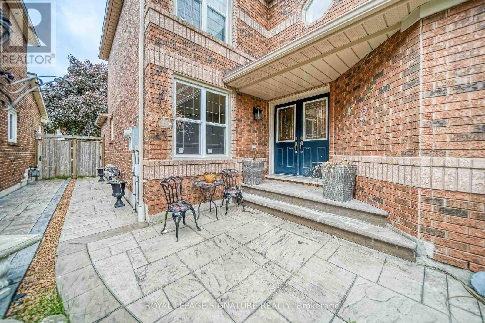 Mississauga (lisgar), ON L5N6V4,3206 FORRESTDALE CIRCLE