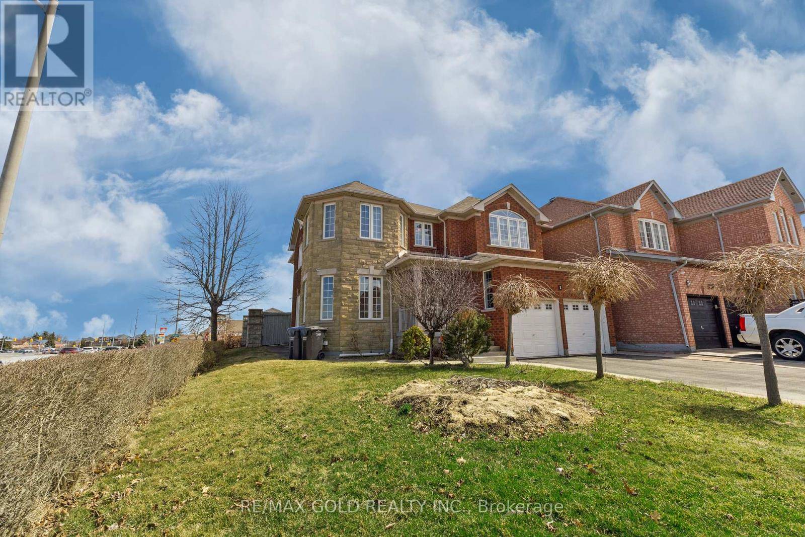 Brampton (sandringham-wellington), ON L6R3G7,1 ICE FIELDS ROAD