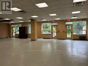 Toronto (humber Heights), ON M9P3V8,1447 North Royal York RD #110