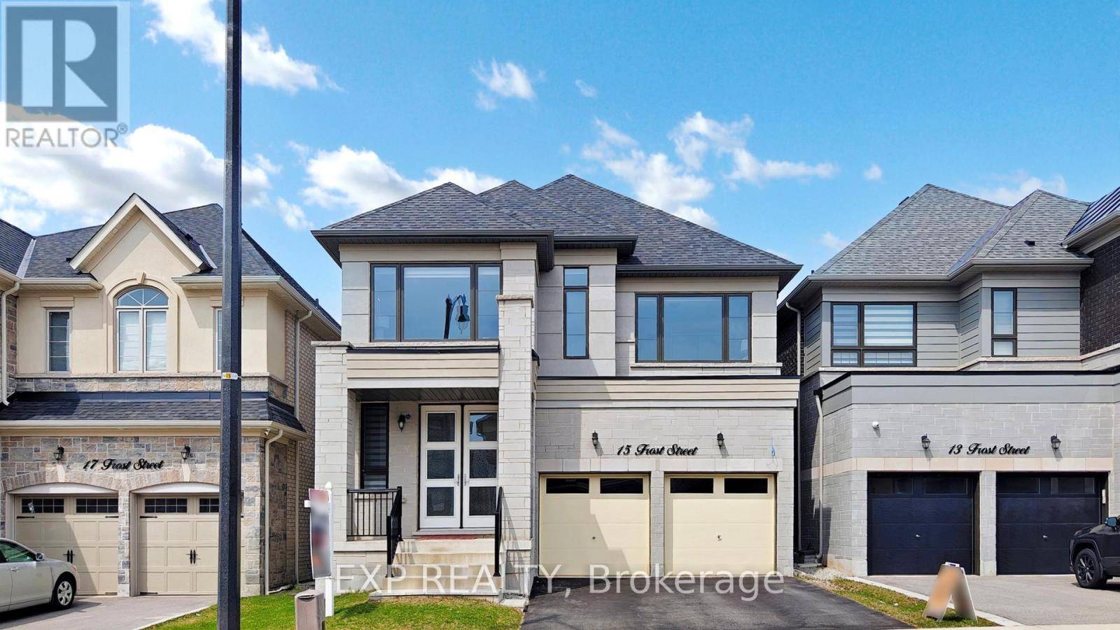 15 FROST STREET, Brampton (northwest Brampton), ON L6X5P5