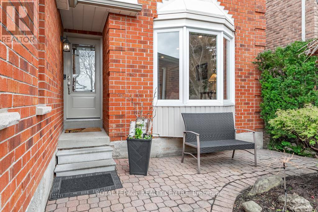 Mississauga (erin Mills), ON L5L4P2,3677 COLONIAL DRIVE