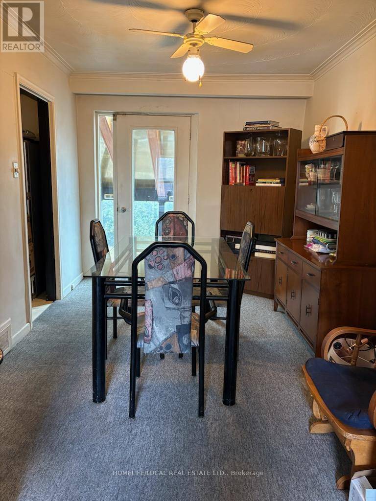 Toronto (rockcliffe-smythe), ON M6N1W5,241 EILEEN AVENUE
