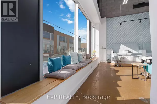 Mississauga (dixie), ON L4Y0G4,1215 Queens WAY East #57