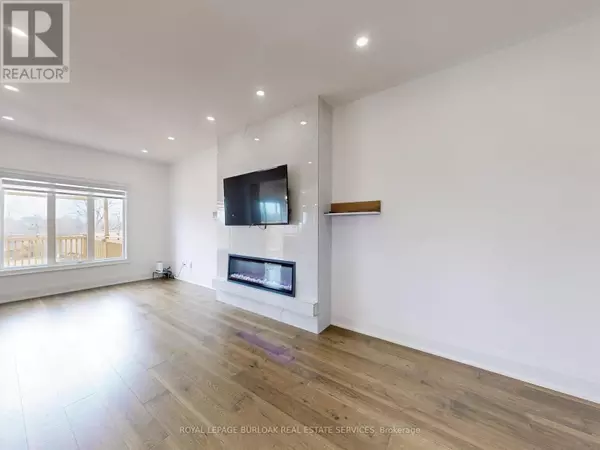 Mississauga (meadowvale Village), ON L5W1T4,6786 KAZOO COURT