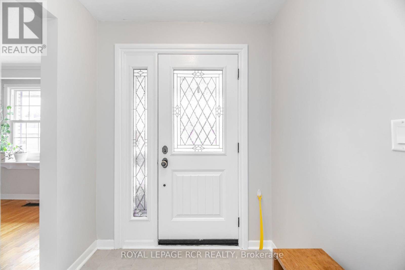 Brampton (brampton South), ON L6Y1S2,227 ELIZABETH STREET S