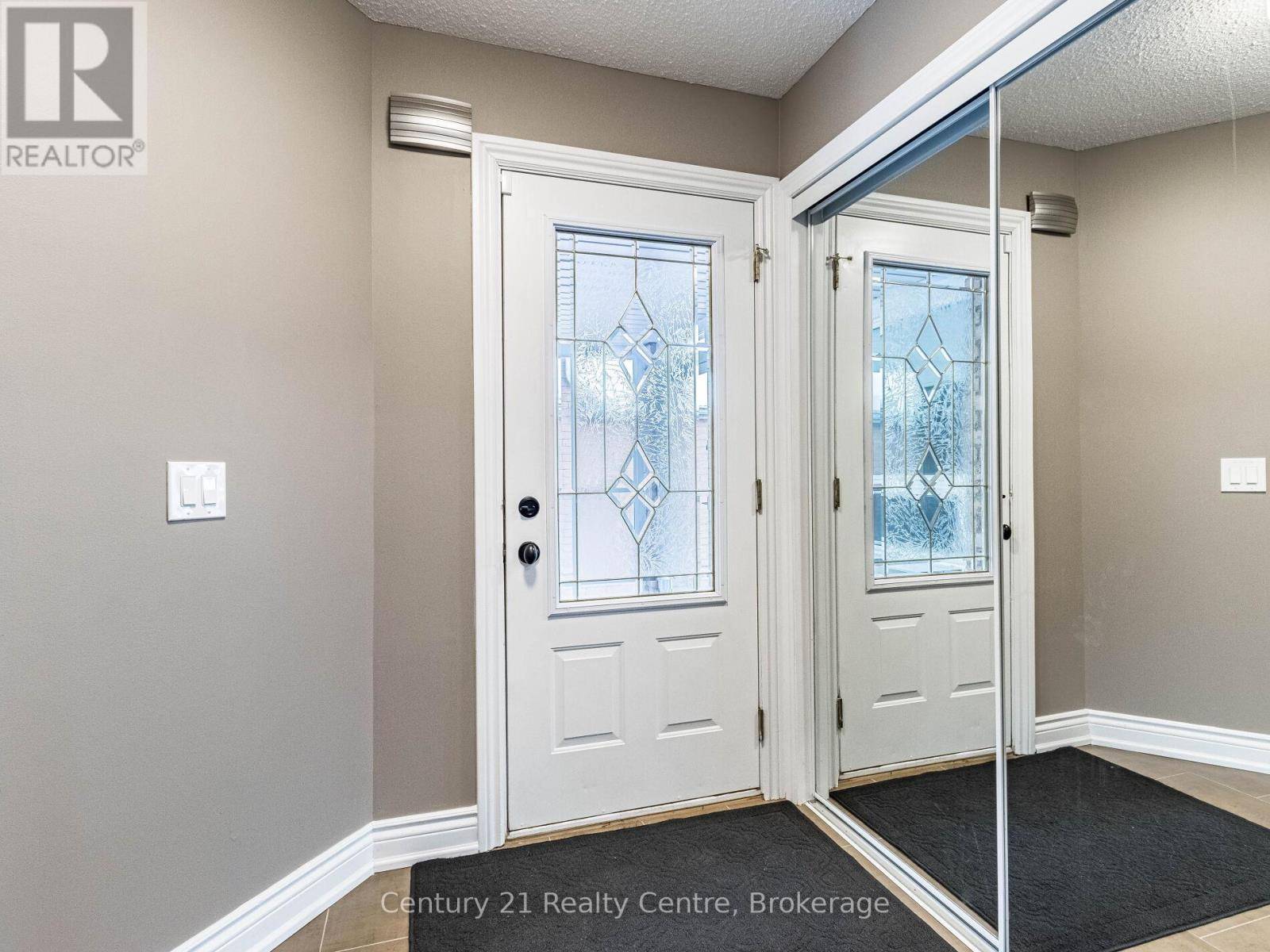 Brampton (westgate), ON L6S4Y9,34 NIAGARA PLACE
